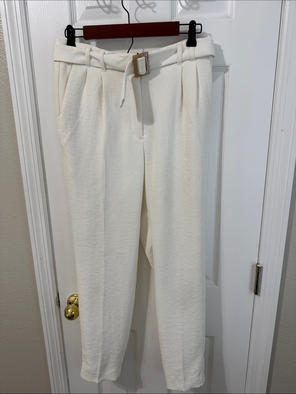 Express Cream High-Waist Belted Tapered Trousers